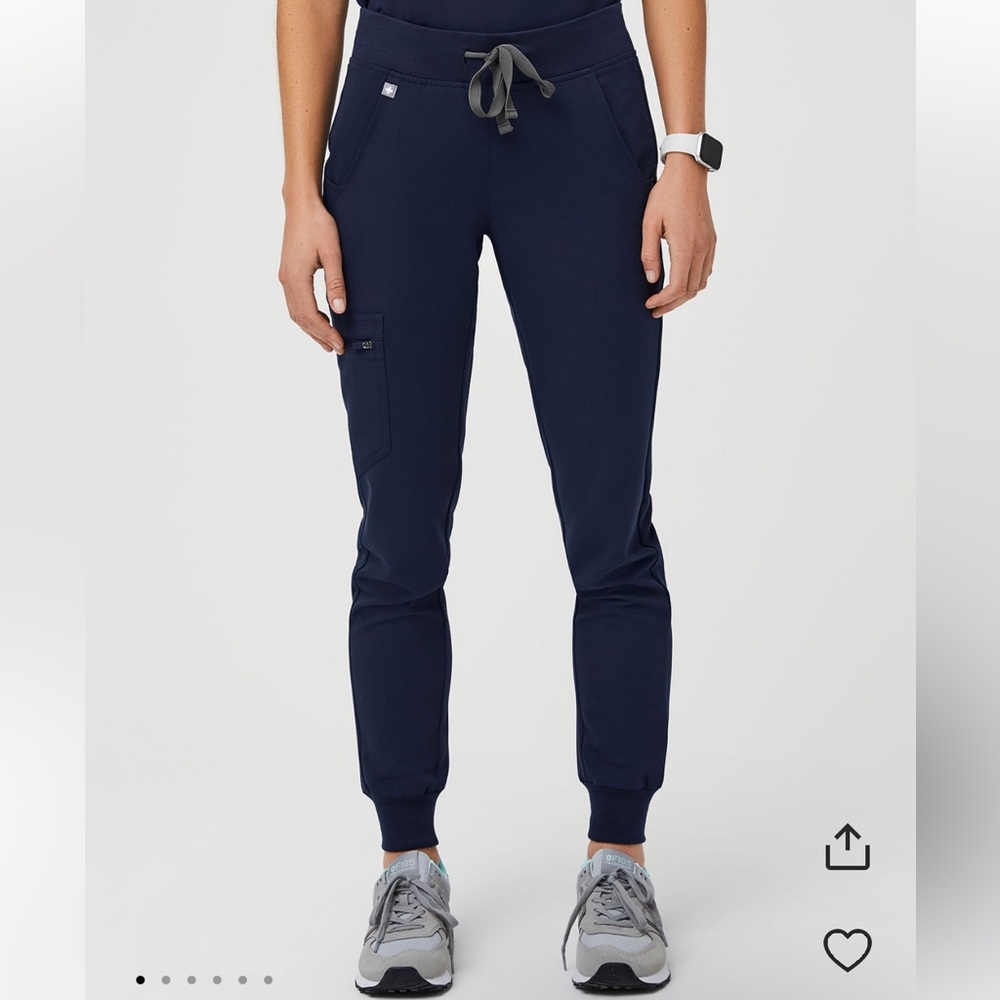 FIGS | Navy Zamora Petite Jogger Scrub Pants SP